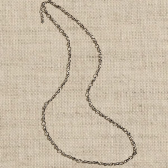 BANANA REPUBLIC Chain Link Necklace in SILVER (Also available in Gold!) - Picture 5 of 5